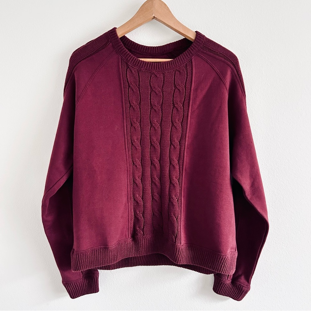 NWT Tnuck Sport Crimsom Cable Knit Sweatshirt | Size Large